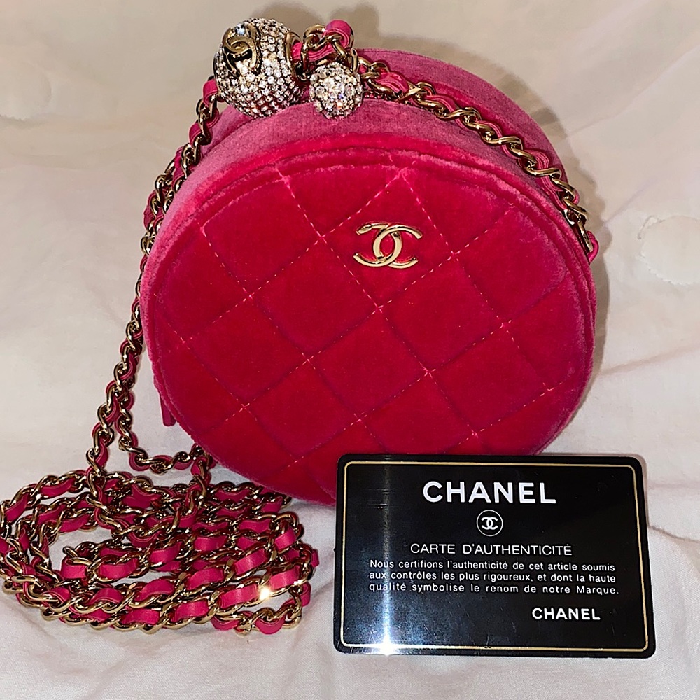 CHANEL Velvet Round Quilted Pearl Clutch with Pink Leather Adjustable Strap